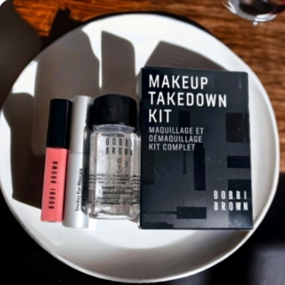 Bobbi Brown Makeup Takedown Kit Travel Kit